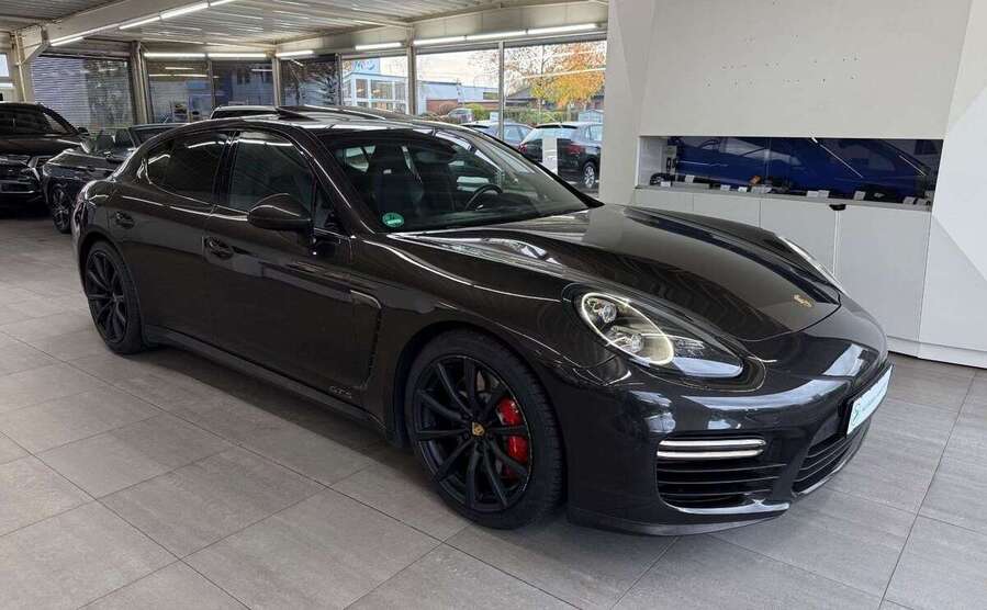 Porsche Panamera 189.500 km 34.990 € Braunschweig 38116