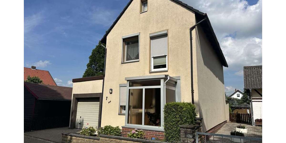 Einfamilienhaus Goslar Immenrode - 4 Zimmer, 102 m&sup2;, 180.000&euro; | Angebot:27638845