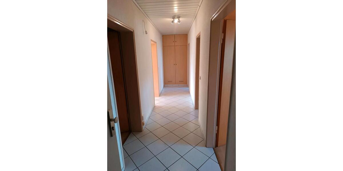 Etagenwohnung Salzgitter - 3 Zimmer, 65 m&sup2;, 78.000&euro; | Angebot:26739341