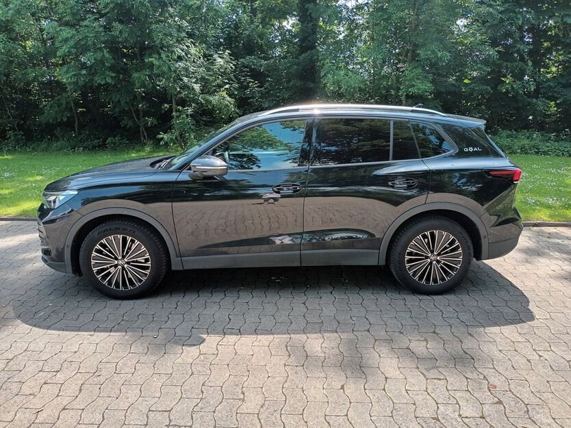 VW Tiguan 10.500 km 38.300 € Lehre 38165
