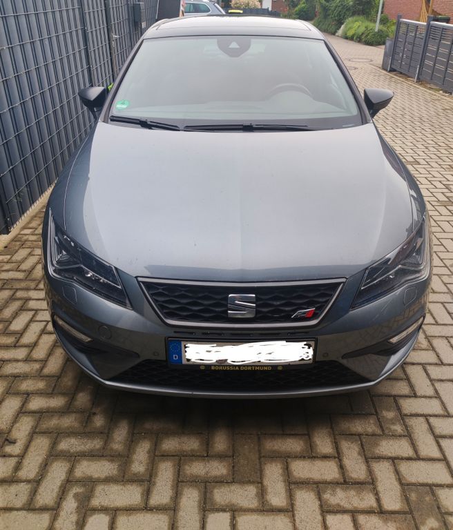 Seat Leon 85.000 km 22.999 € Kissenbrück 38324