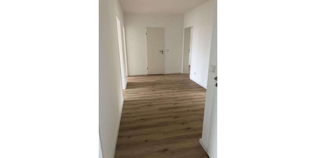 Etagenwohnung Salzgitter-Thiede Thiede - 4 Zimmer, 93 m&sup2;, 750&euro; | Angebot:26283270