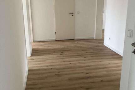 Wohnung Salzgitter-Thiede Thiede - 4 Zimmer, 93 m&sup2;, 750&euro; | Angebot:26283270