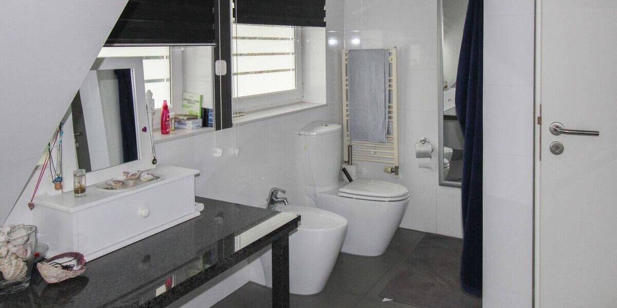 Einfamilienhaus Braunschweig Weststadt - 8 Zimmer, 394 m&sup2;, 599.000&euro; | Angebot:26451289