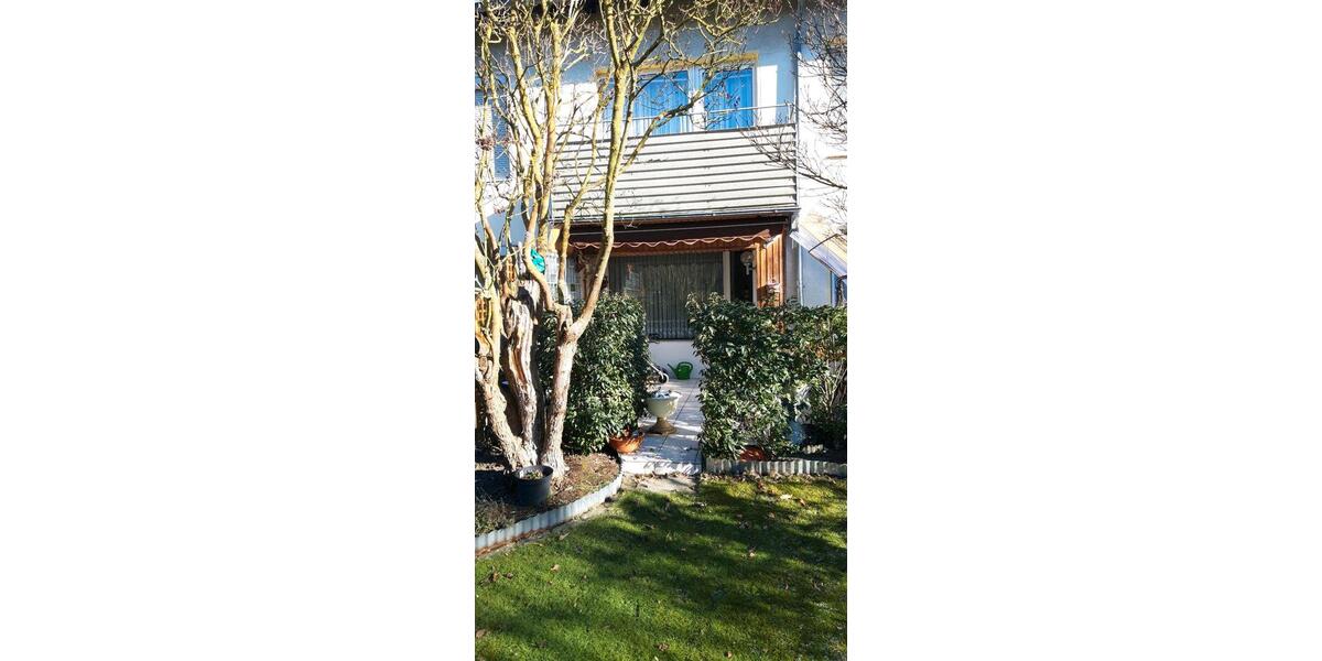 Reihenhaus Braunschweig Broitzem - 6.5 Zimmer, 85 m&sup2;, 210.000&euro; | Angebot:24783973