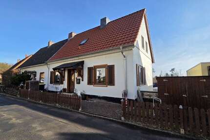 Haus Salzgitter Bad Ortschaft Südost - 4 Zimmer, 85 m&sup2;, 114.000&euro; | Angebot:27650481