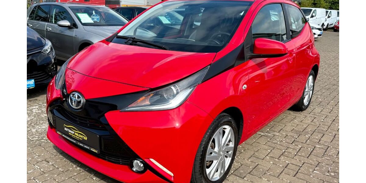 Toyota Aygo (X) 34.190 km 9.990 &euro; Wolfenbüttel 38304