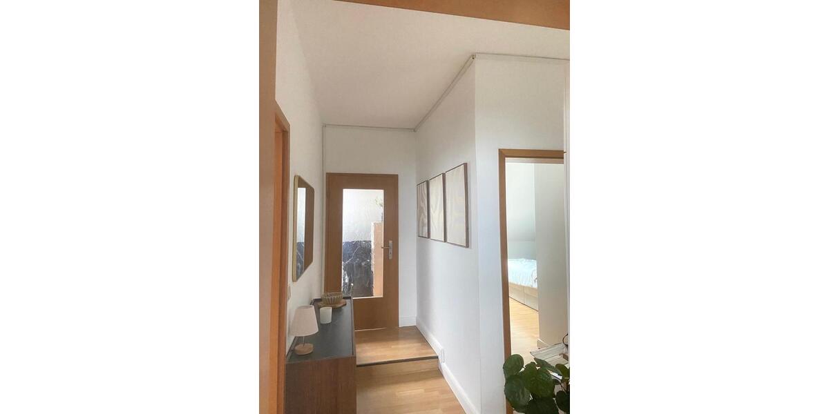 Dachgeschoßwohnung Braunschweig Wabe-Schunter-Beberbach - 2.5 Zimmer, 90 m&sup2;, 810&euro; | Angebot:25232088