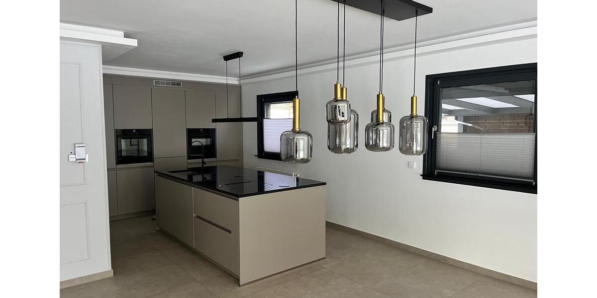 Renovierter Bungalow mit großem Garten in ruhiger Lage! 3 zimmer