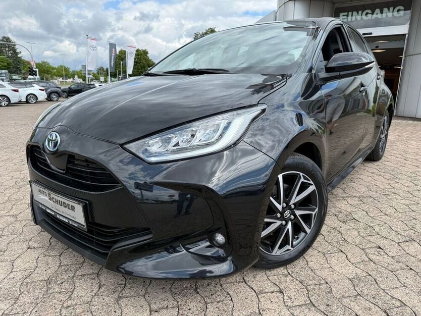 Yaris