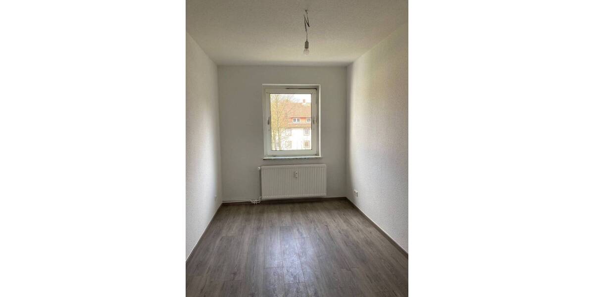 Etagenwohnung Salzgitter Lebenstedt - 2 Zimmer, 49 m&sup2;, 295&euro; | Angebot:26259205