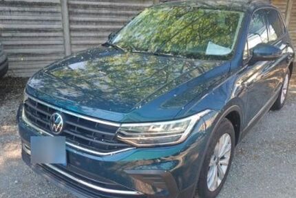 VW Tiguan 40.389 km 20.990 &euro; Braunschweig 38122