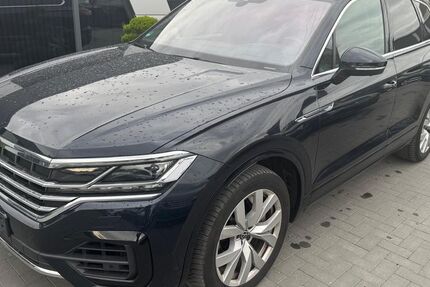 VW Touareg 187.259 km 37.990 &euro; Vechelde 38159