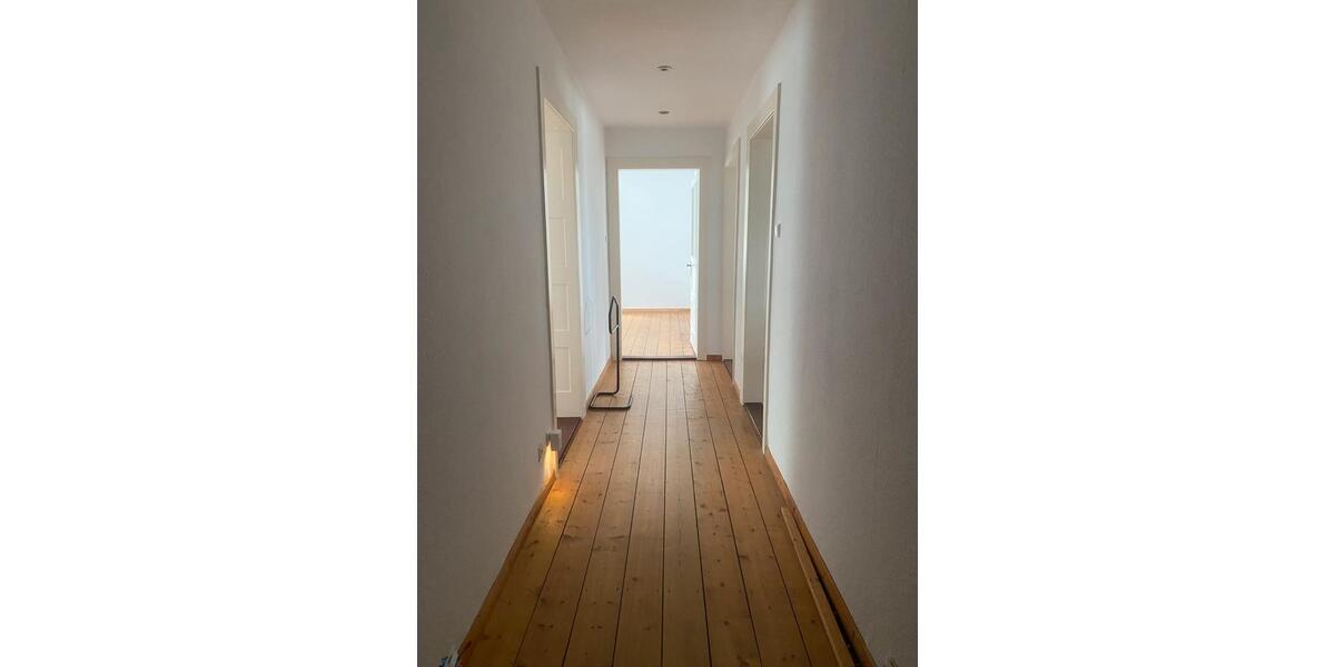 Hochparterre Hildesheim Oststadt/Stadtfeld - 4 Zimmer, 92 m&sup2;, 249.000&euro; | Angebot:26765444