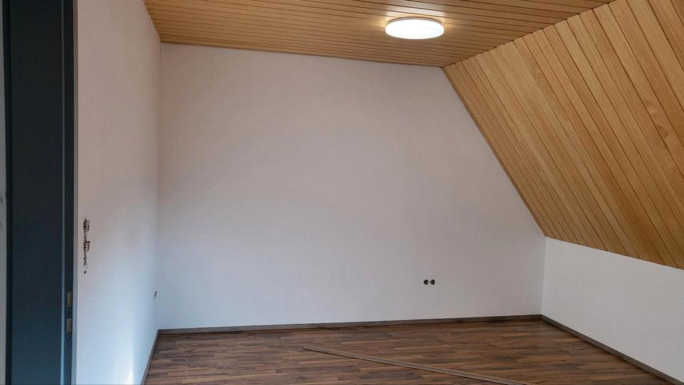 Vermieten Haus mit großem Grundstück 1.700 € Kalt 8 zimmer