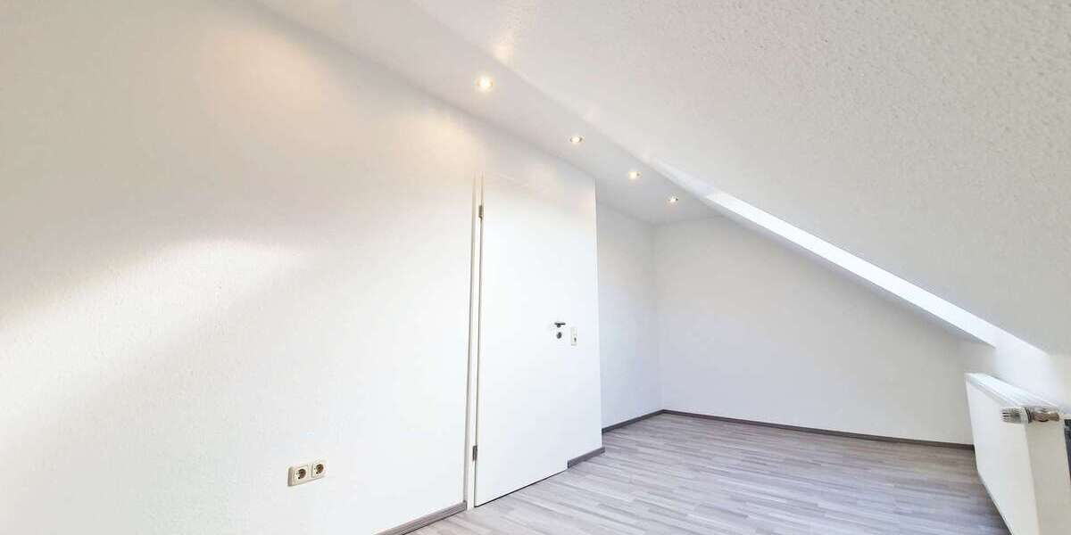 Einfamilienhaus Peine - 4 Zimmer, 100 m&sup2;, 1.035&euro; | Angebot:24975848