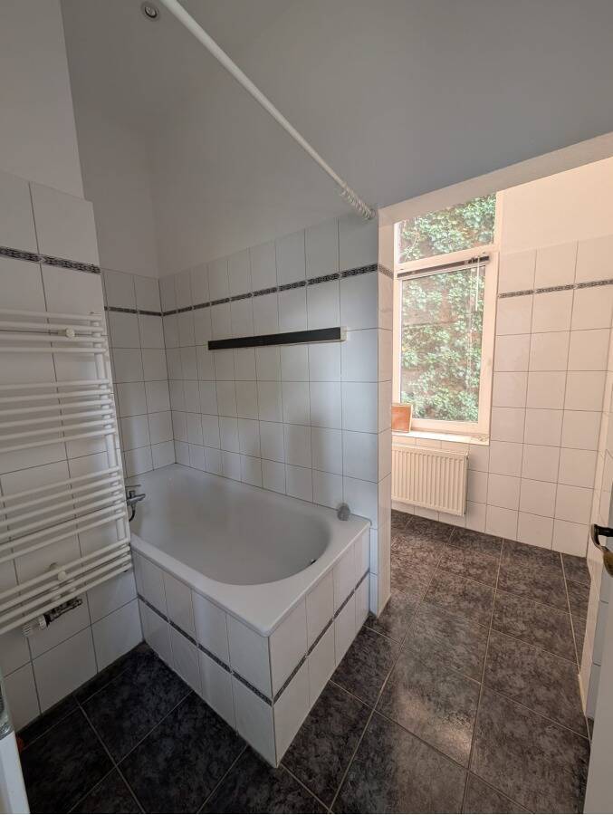 Attraktive 5-Zimmer-Wohnung mit Balkon in der Hildesheimer Oststadt