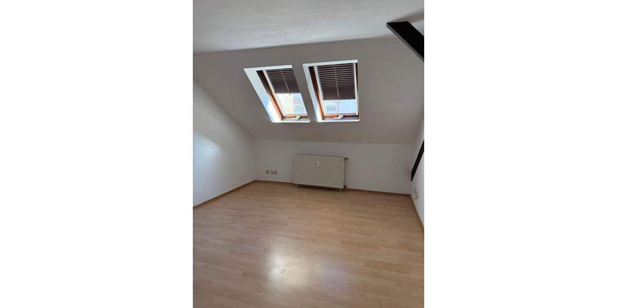 Etagenwohnung Braunschweig Innenstadt - 3 Zimmer, 101 m&sup2;, 1.050&euro; | Angebot:25708270
