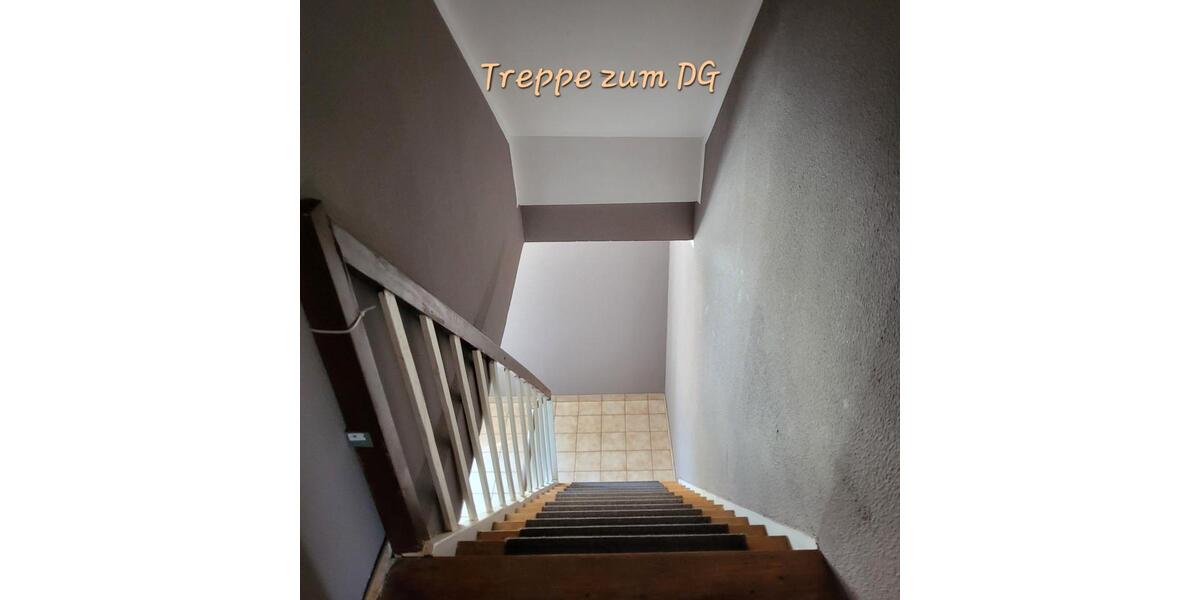 Dachgeschoßwohnung Langelsheim - 3 Zimmer, 107 m&sup2;, 495&euro; | Angebot:26249585