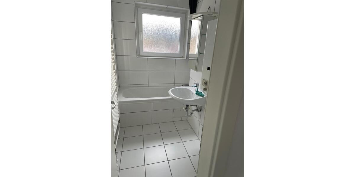 Etagenwohnung Goslar Jürgenohl - 4 Zimmer, 96 m&sup2;, 1.100&euro; | Angebot:27604076