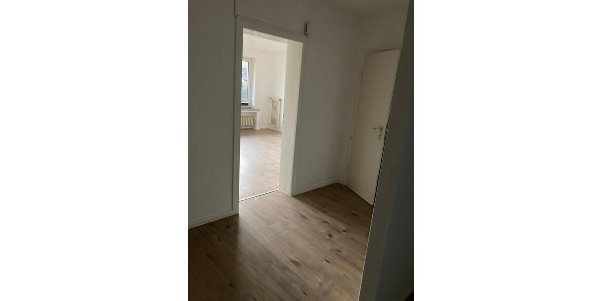 Etagenwohnung Hildesheim Bockfeld - 2 Zimmer, 55 m&sup2;, 595&euro; | Angebot:24314039