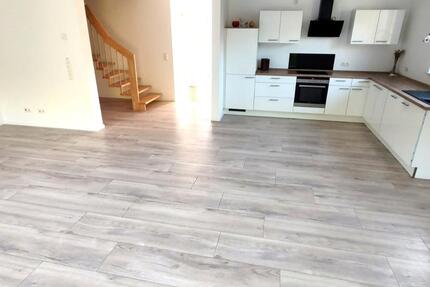 Haus Lengede - 6 Zimmer, 165 m&sup2;, 1.980&euro; | Angebot:26451262