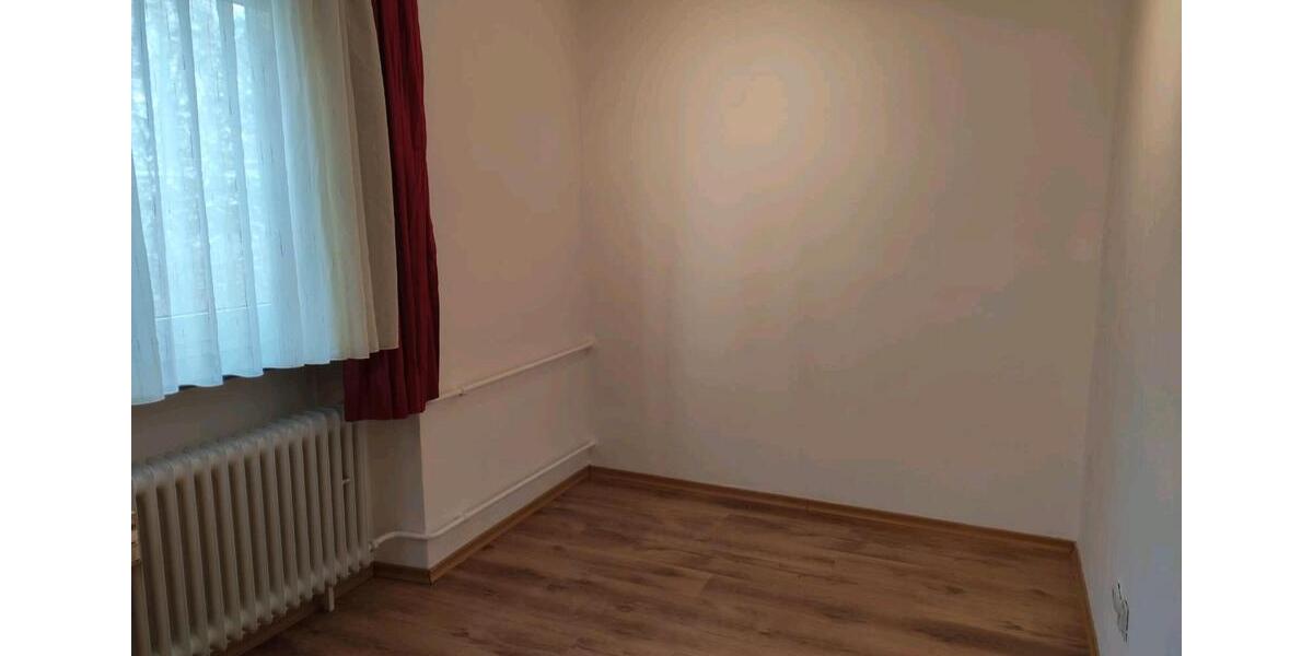 Etagenwohnung Braunschweig Broitzem - 1 Zimmer, 30 m&sup2;, 510&euro; | Angebot:27583573