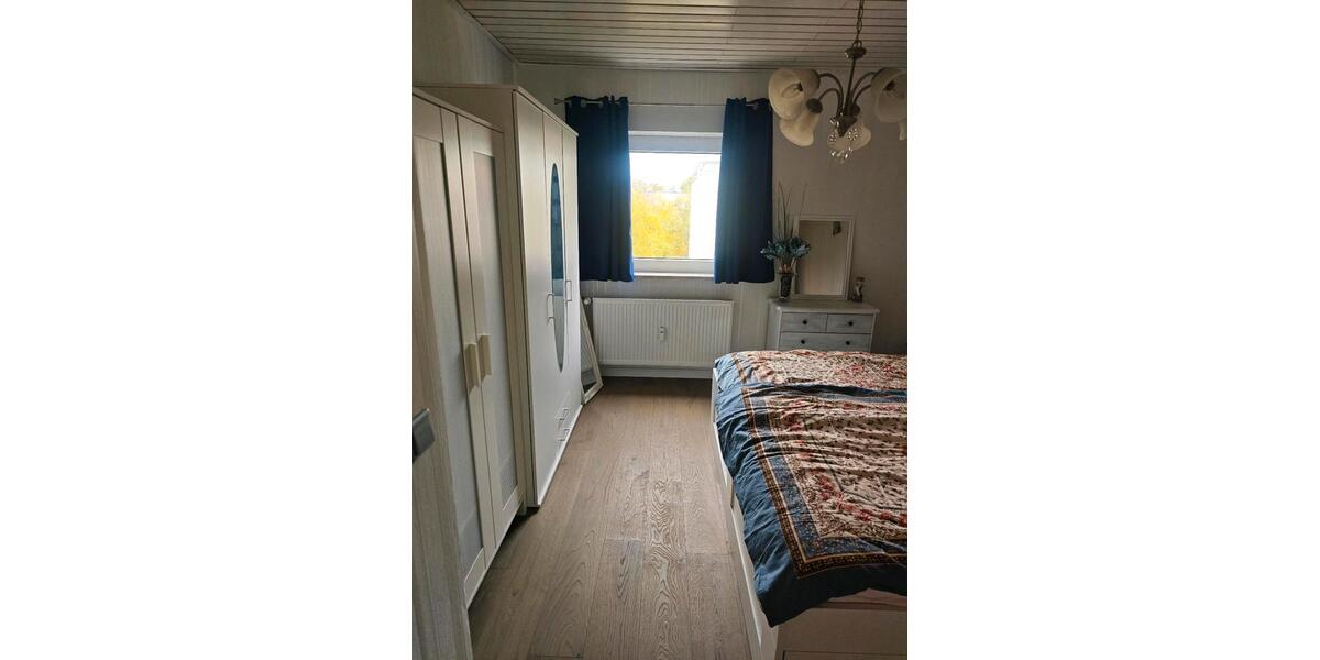 Moderne 4-Zimmer-Wohnung mit Südbalkon in Salzgitter-Lebenstedt 4 zimmer