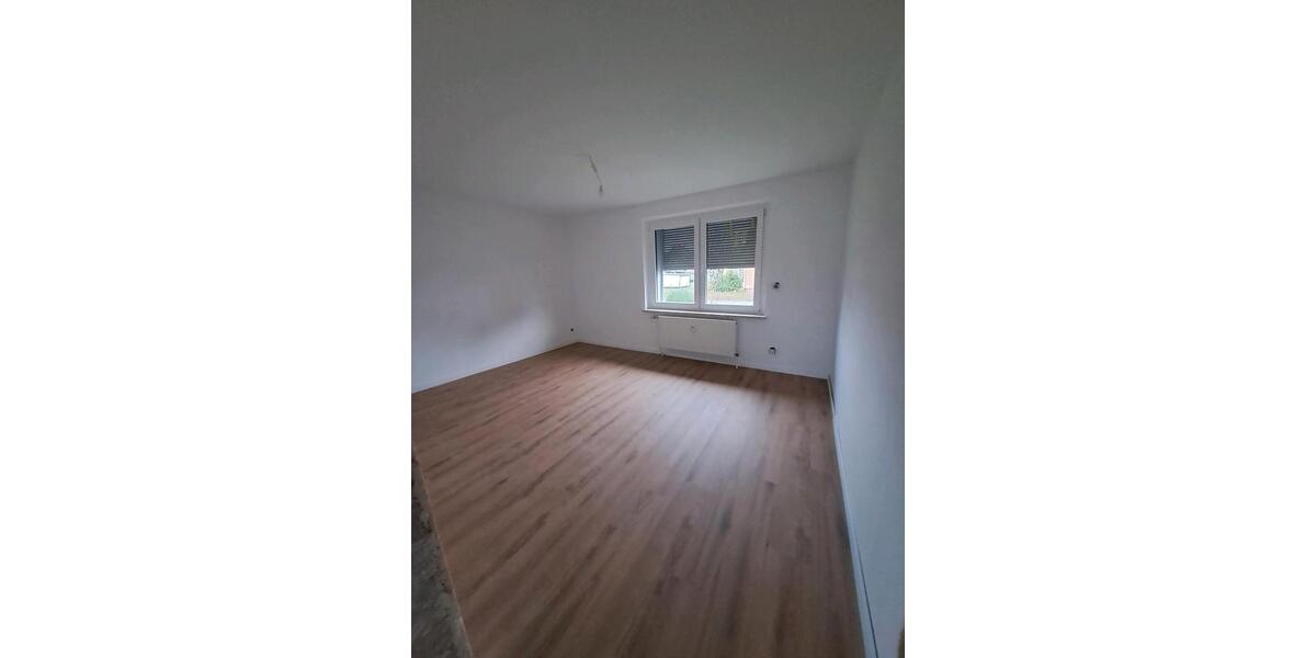 Hochparterre Goslar Immenrode - 4 Zimmer, 99 m&sup2;, 920&euro; | Angebot:26296871