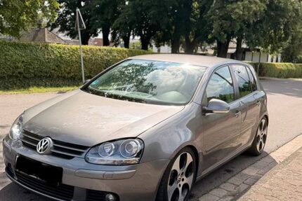 VW Golf 282.000 km 3.900 &euro; Salzgitter 38226