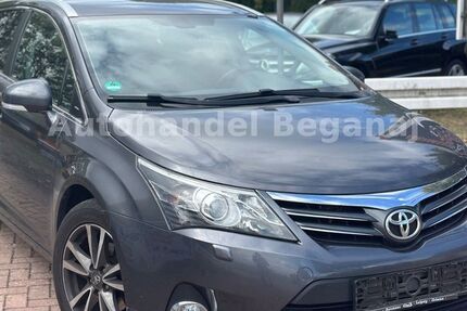 Toyota Avensis 174.000 km 6.500 € Lamspringe 31195