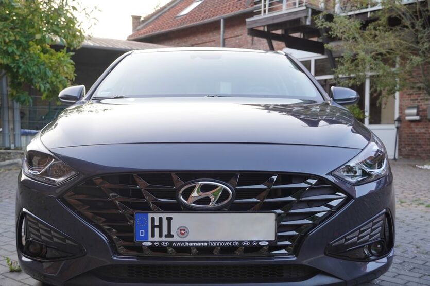 Hyundai i30 42.361 km 17.490 € Harsum 31177