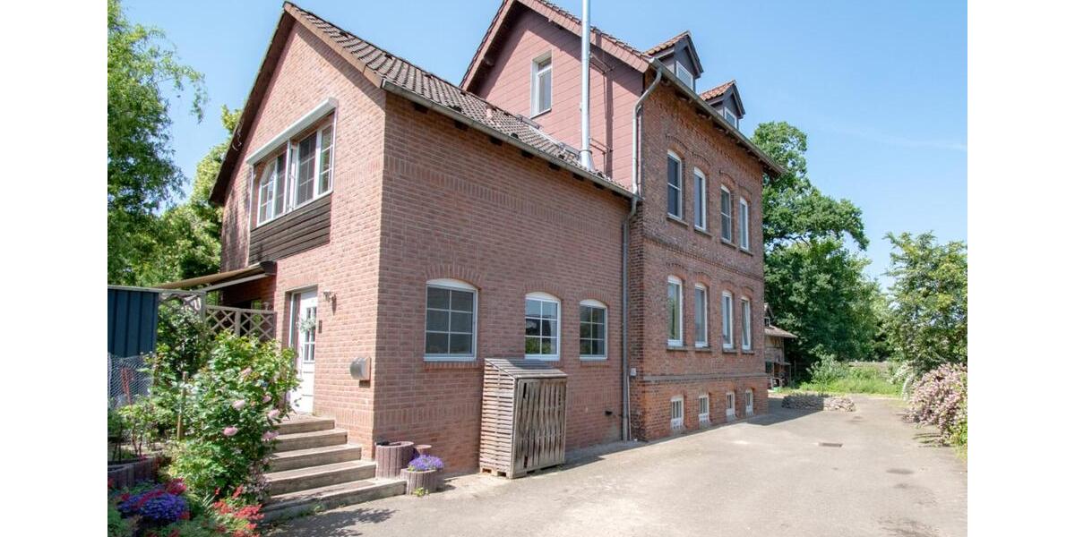 Einfamilienhaus Peine Südstadt - 11 Zimmer, 400.000&euro; | Angebot:22468529