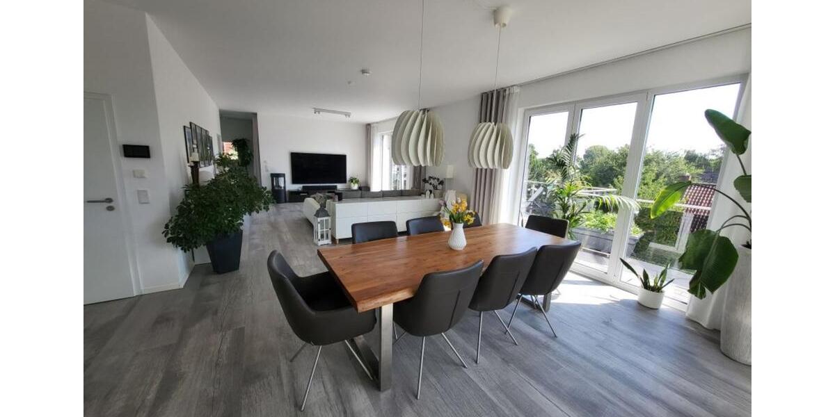 Exklusive Penthouse Wohnung - 180m² - Ruhige Lage - Dachterrasse 5 zimmer