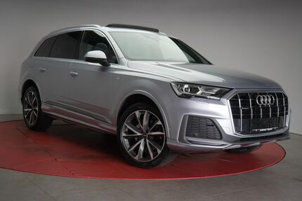 Audi Q7 64.000 km 52.490 € Braunschweig 38110