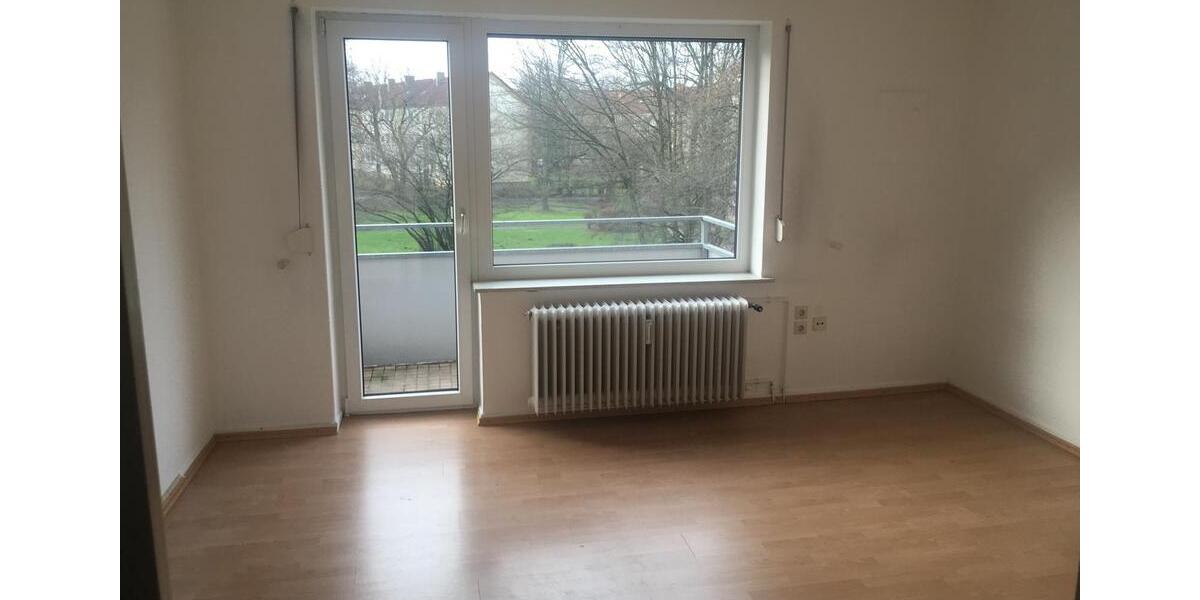 Kapitalanlage: Sonnige 3 Zimmer Wohnung mit Balkon zu verkaufen 3 zimmer