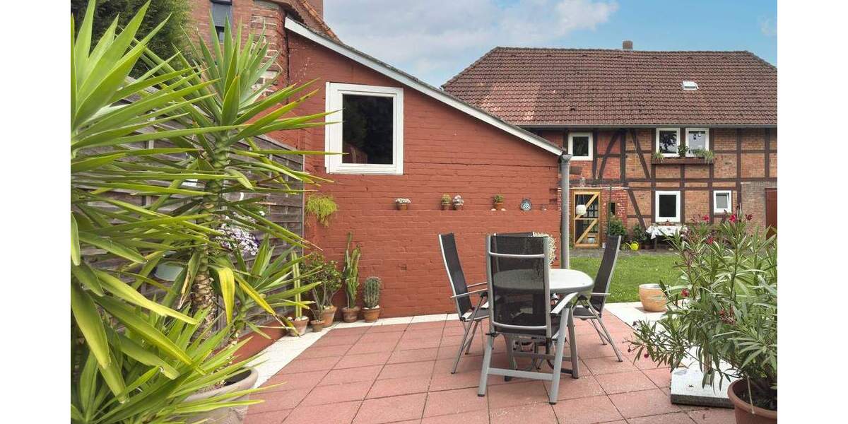 Ein Haus mit Herz: Fachwerkcharme und Raum für Familien 9 zimmer