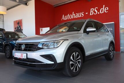 VW Tiguan 89.518 km 22.900 &euro; Braunschweig 38116