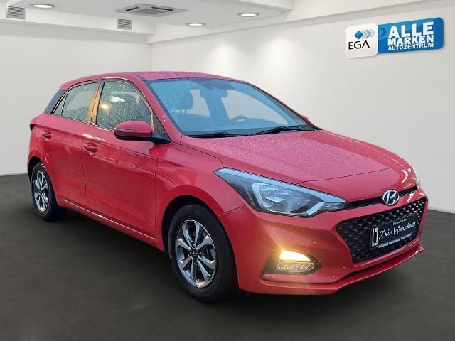 Hyundai i20 55.000 km 13.490 € Wolfenbüttel-Halchter 38304