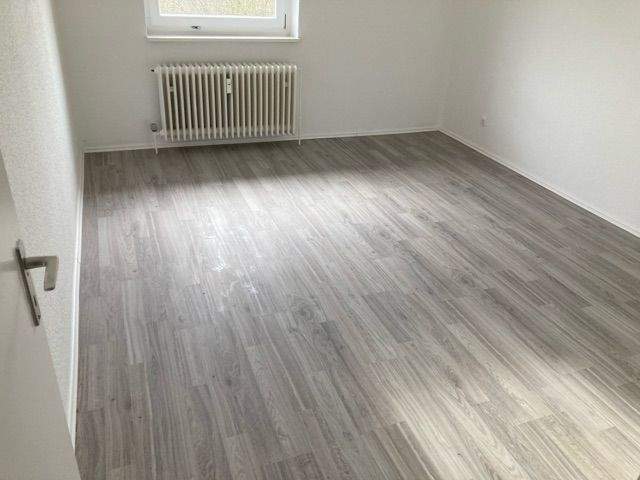 Etagenwohnung Salzgitter Lebenstedt - 3 Zimmer, 73 m&sup2;, 426&euro; | Angebot:26156215