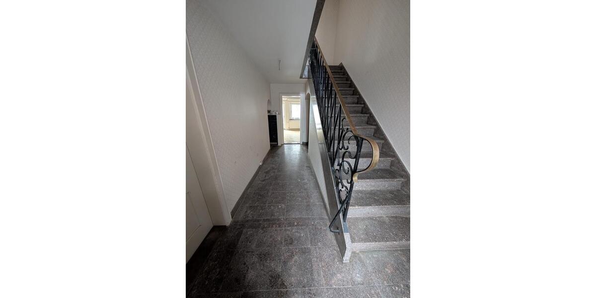 Reihenhaus Hildesheim - 5 Zimmer, 132 m&sup2;, 1.450&euro; | Angebot:25088914