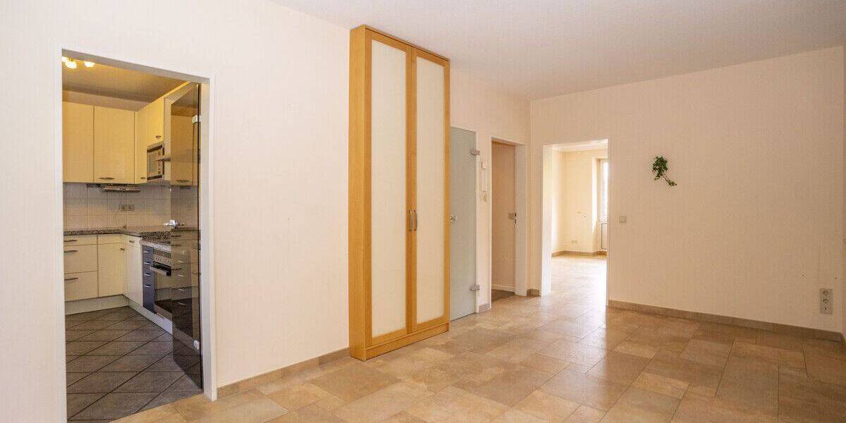 Etagenwohnung Salzgitter Bad - 4 Zimmer, 121 m&sup2;, 180.000&euro; | Angebot:26796659