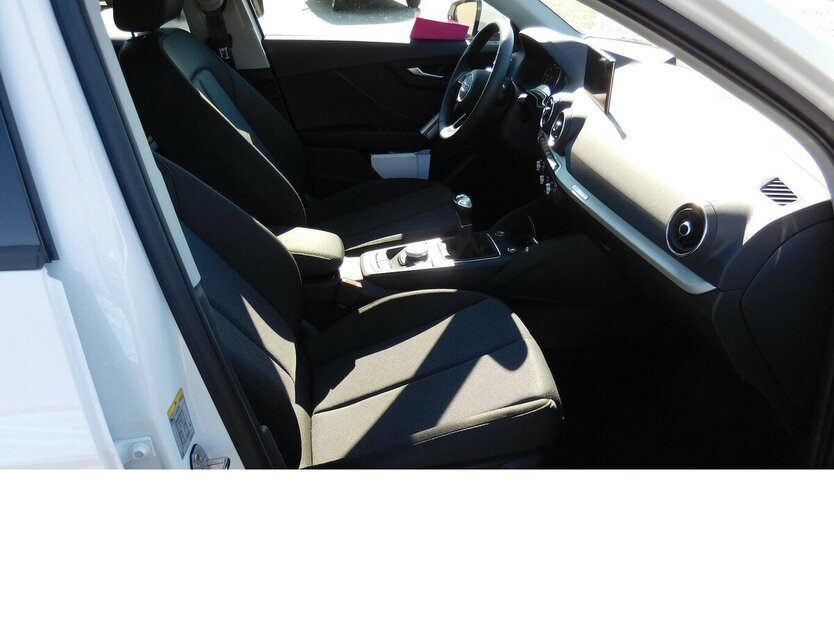 Audi Q2 30 1.0 TFSI BMT Navi Klima ALU 21.000 km 20.990 € Vordorf 38533