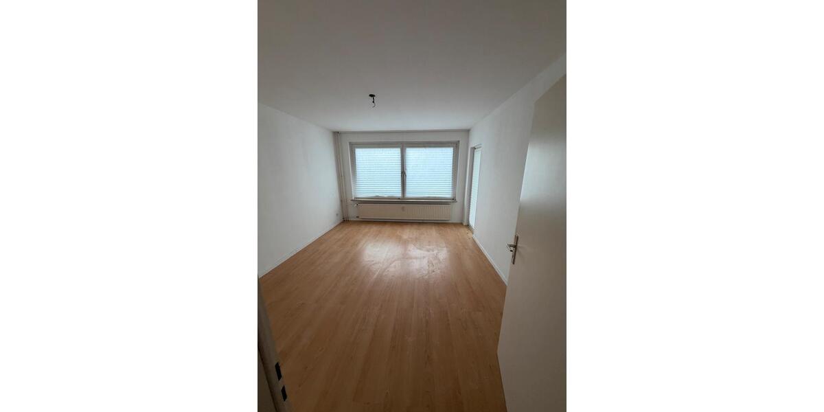 Etagenwohnung Salzgitter - 5 Zimmer, 110 m&sup2;, 1.400&euro; | Angebot:26497045