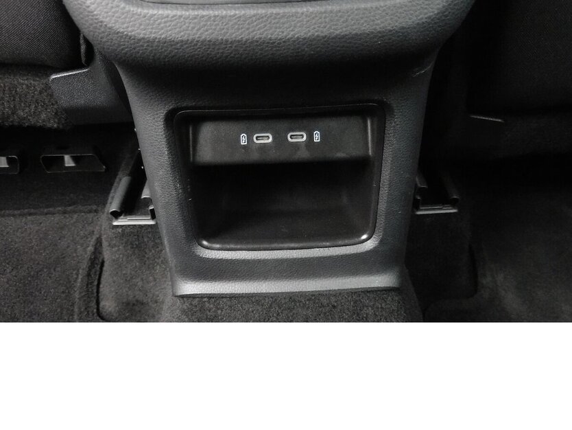 Seat Ateca 1.5 Style TSI BMT Navi Klima Alu 31.600 km 21.990 € Vordorf 38533