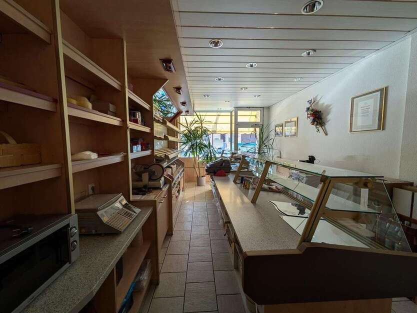 Haus zum Kaufen in Salzgitter 300.000 € 250 m²