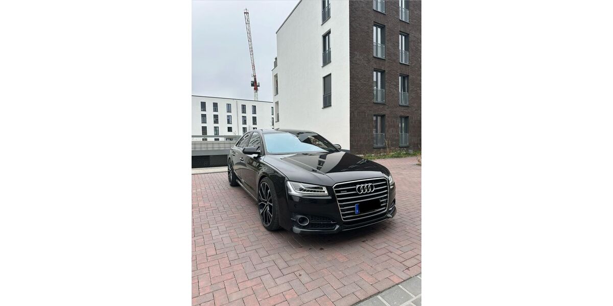 Audi A8 215.000 km 22.999 &euro; Hildesheim 31139