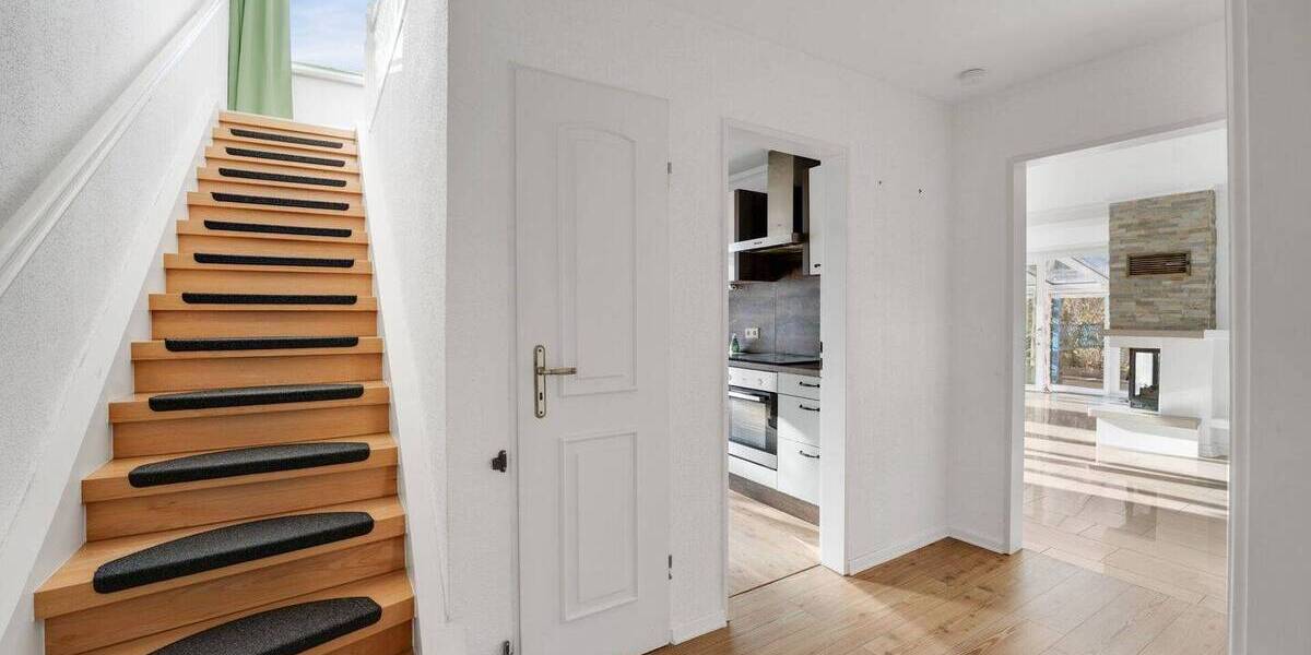 PROVISIONSFREI | Endhaus mit großem Garten in Top Lage - sofort bezugsfrei! 7 zimmer