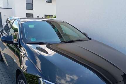Opel Insignia 116.000 km 11.900 € Goslar 38640