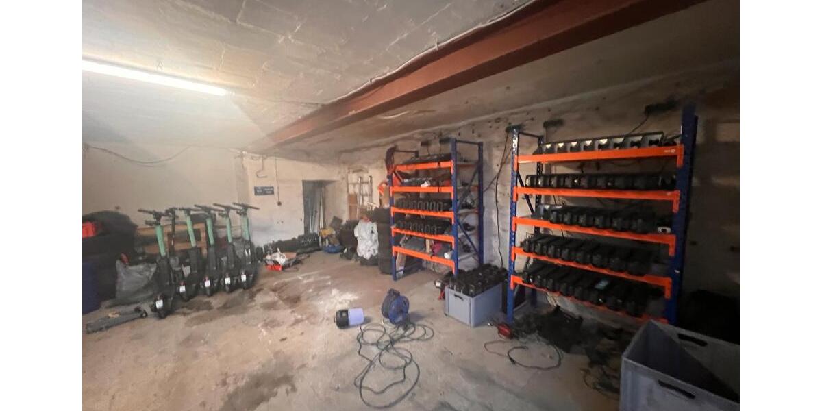 Werkstatt Lager Produktionshalle Halle Schrauber zimmer